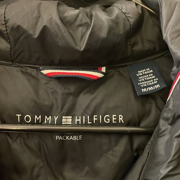 Tommy Hilfiger Puffy Jacket - NWOT - Picture 12 of 13